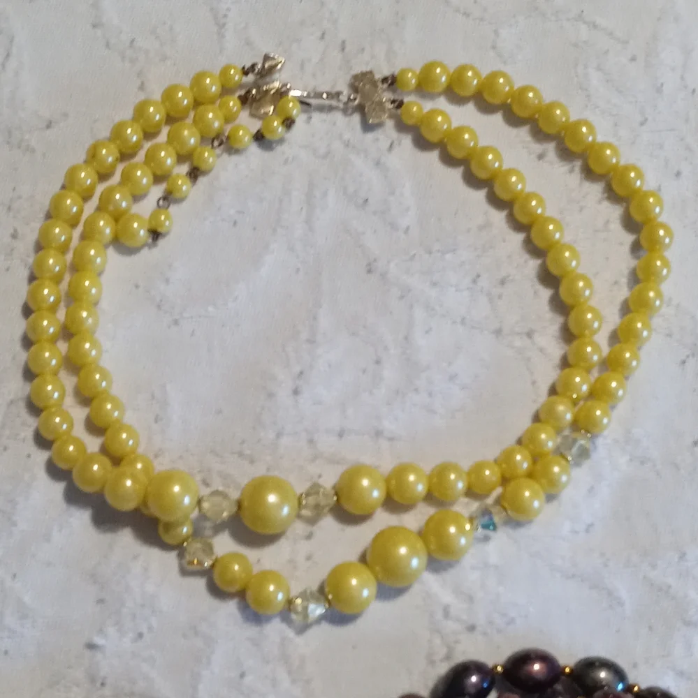 Bundle Of 3 Vintage Necklaces